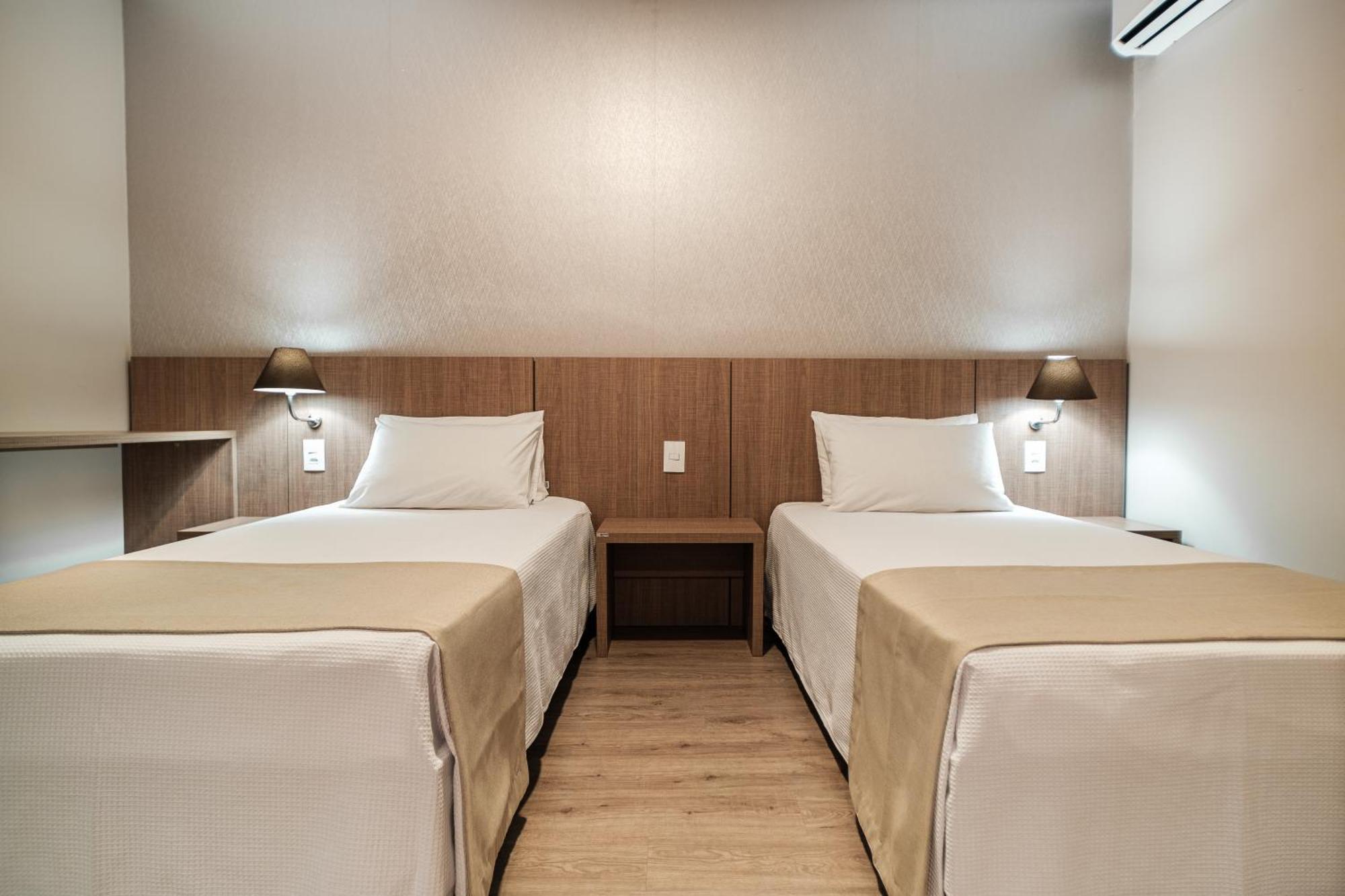 טולדו Bello Hotel מראה חיצוני תמונה