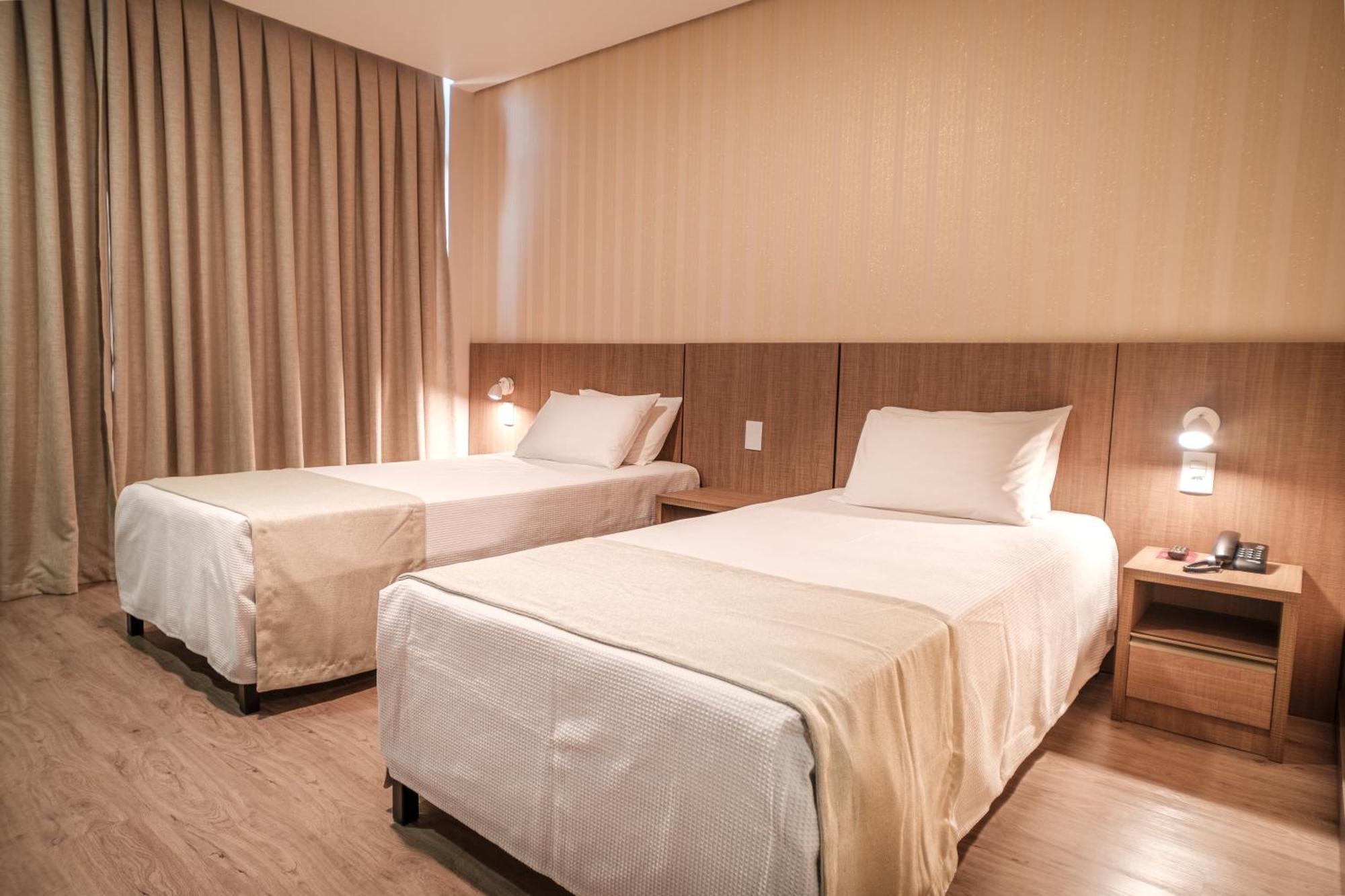 טולדו Bello Hotel מראה חיצוני תמונה