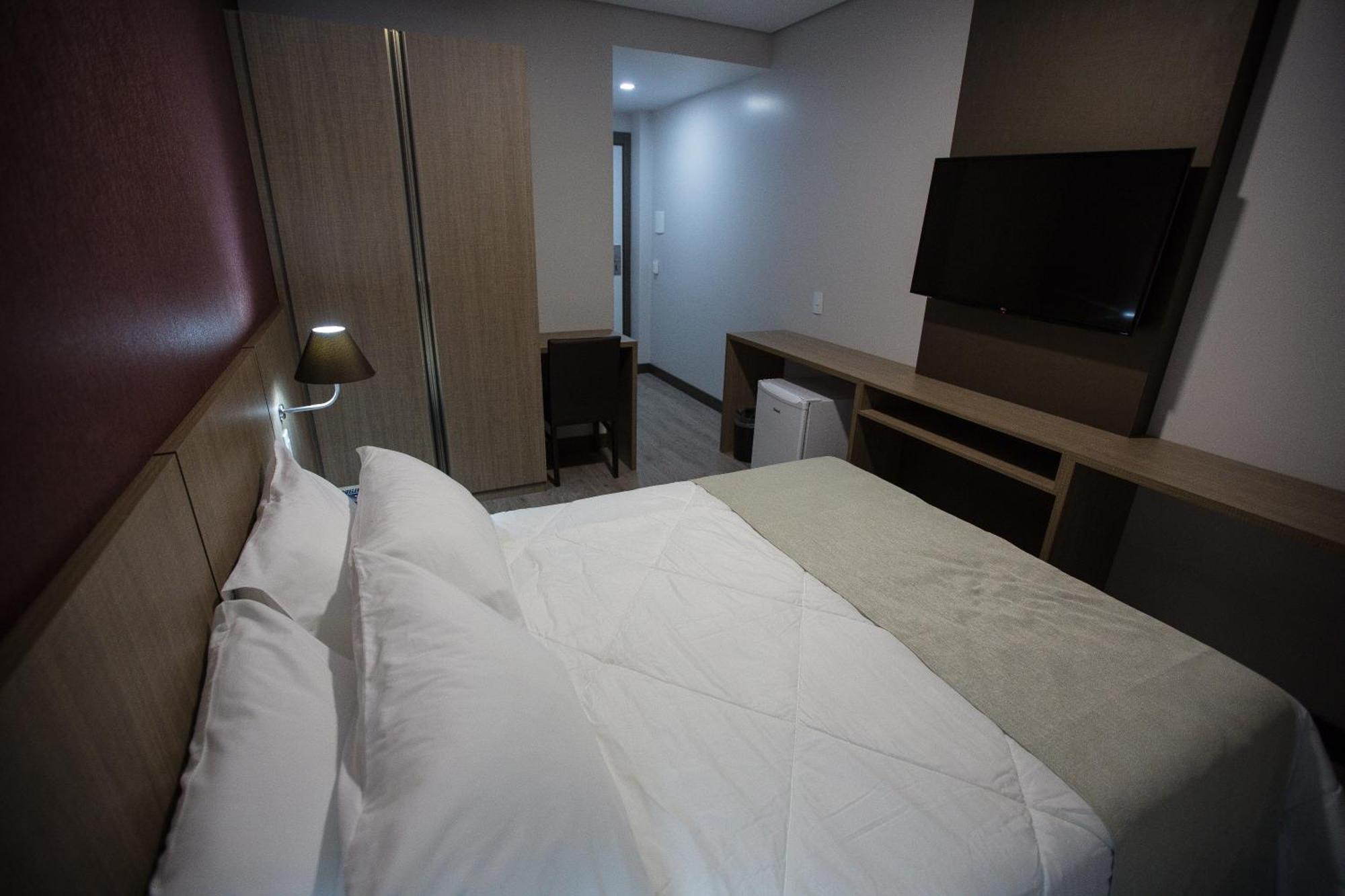 טולדו Bello Hotel מראה חיצוני תמונה