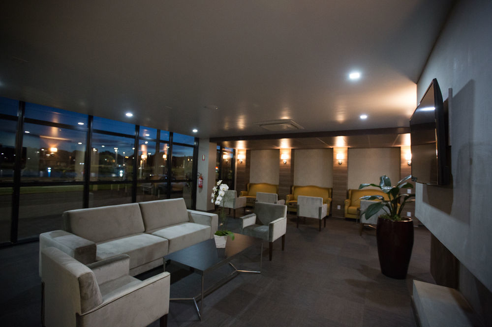 טולדו Bello Hotel מראה חיצוני תמונה