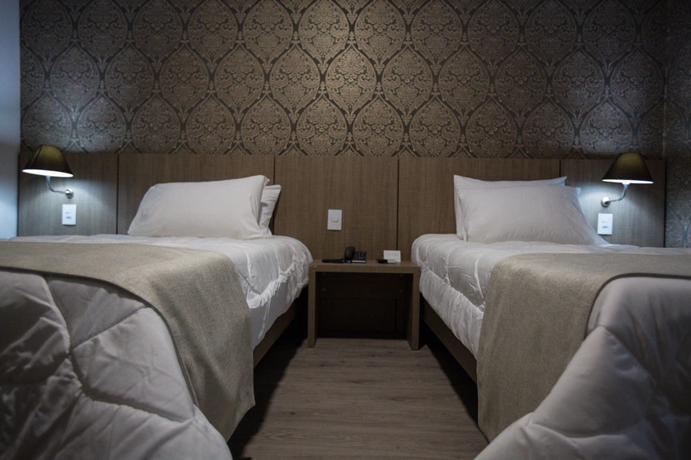 טולדו Bello Hotel מראה חיצוני תמונה