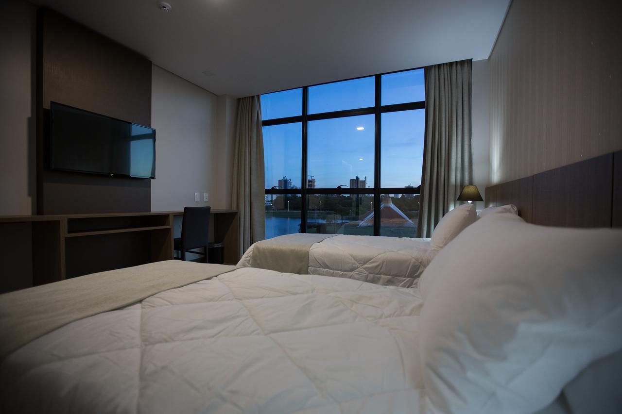 טולדו Bello Hotel מראה חיצוני תמונה