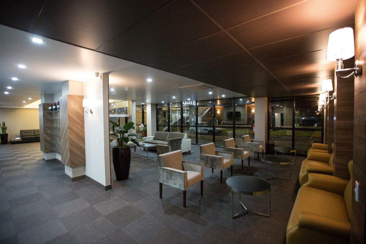 טולדו Bello Hotel מראה חיצוני תמונה