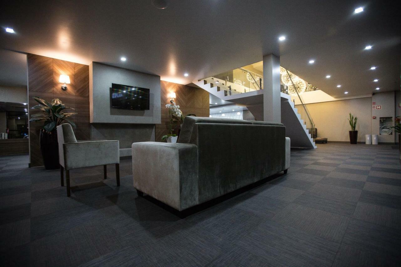 טולדו Bello Hotel מראה חיצוני תמונה